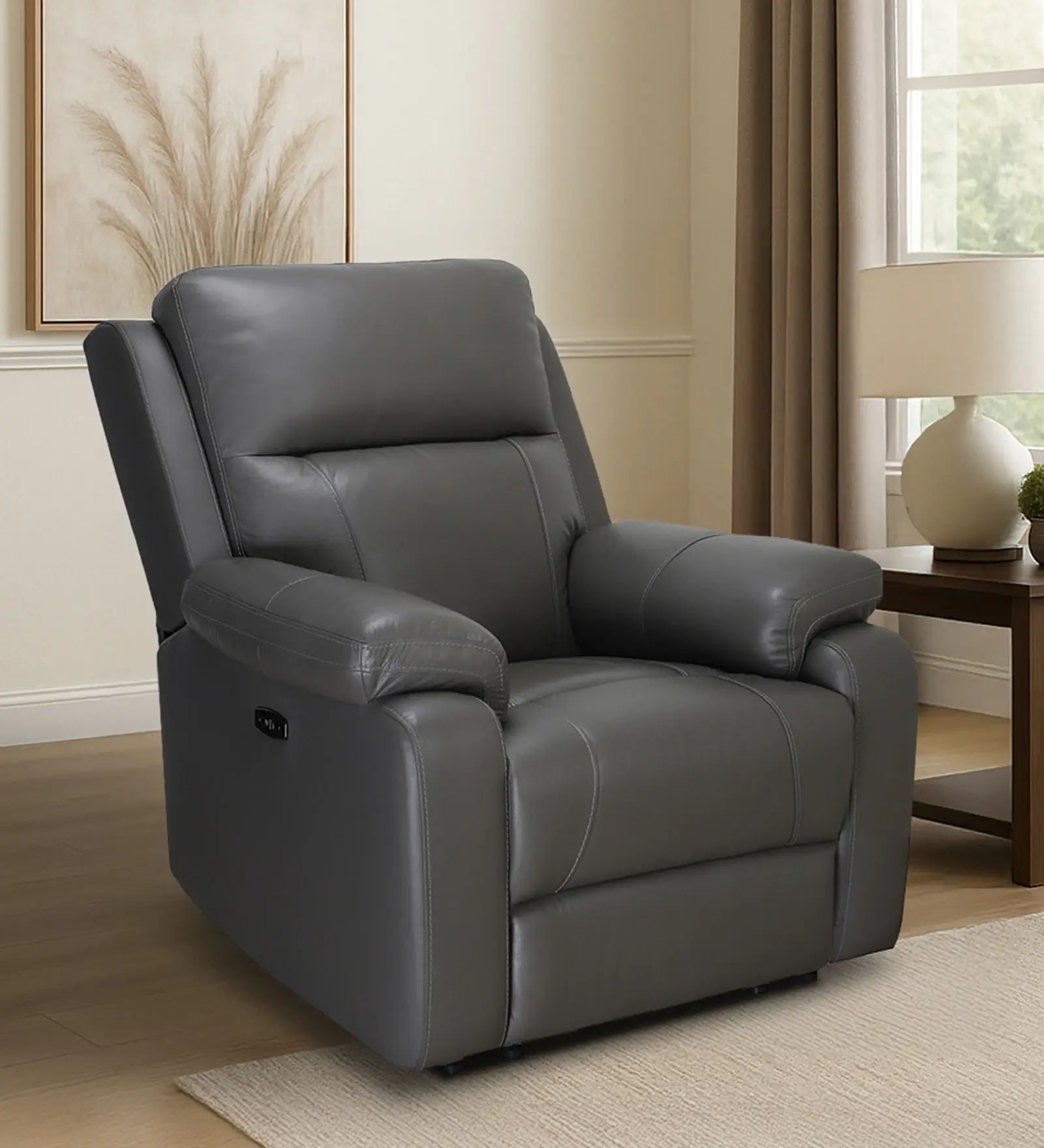 HomeComfort Chair 1