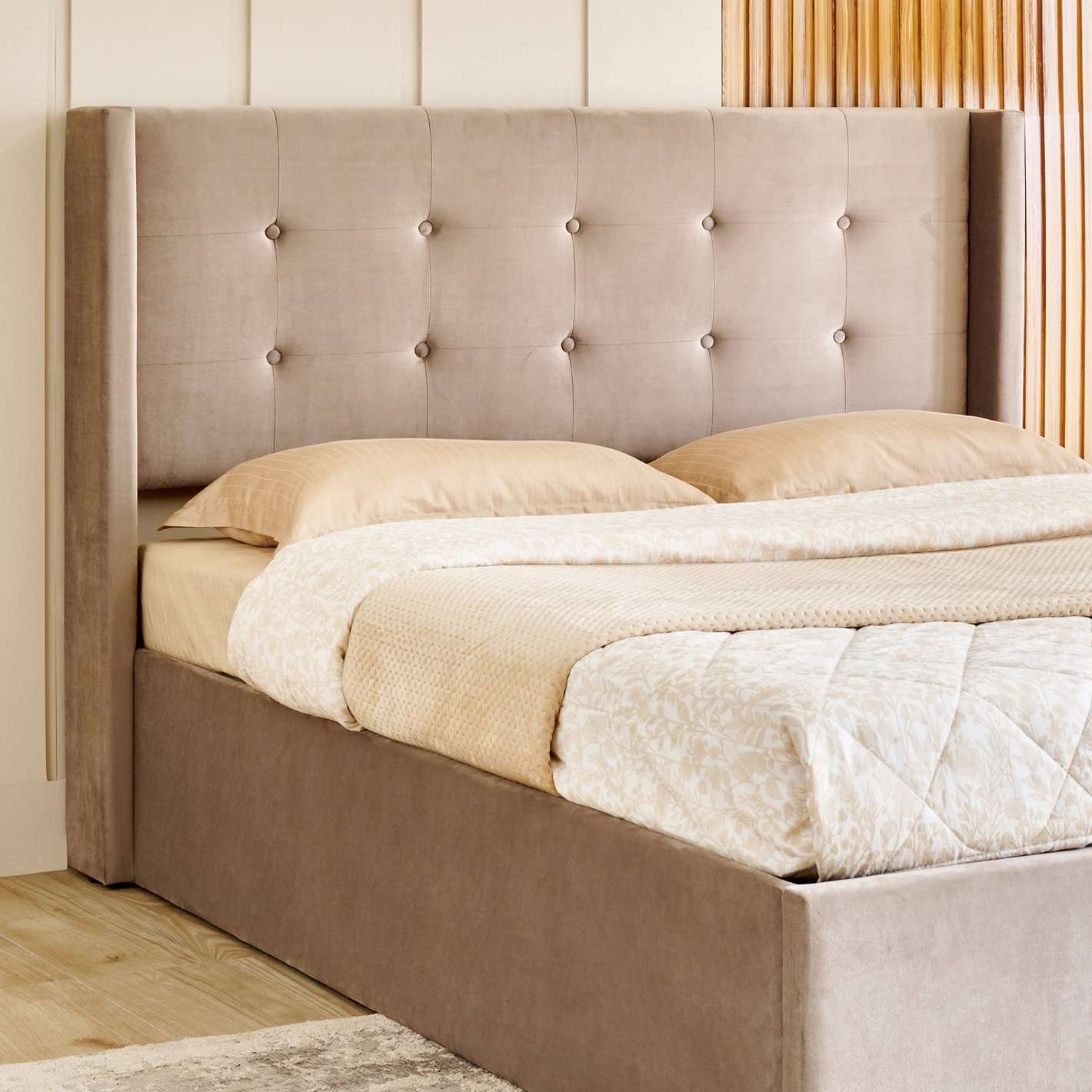 Luxe Cushion Bed2